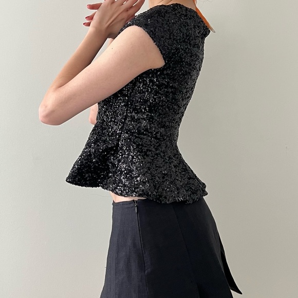 Gorgeous sequin peplum Bebe top - Picture 2 of 3